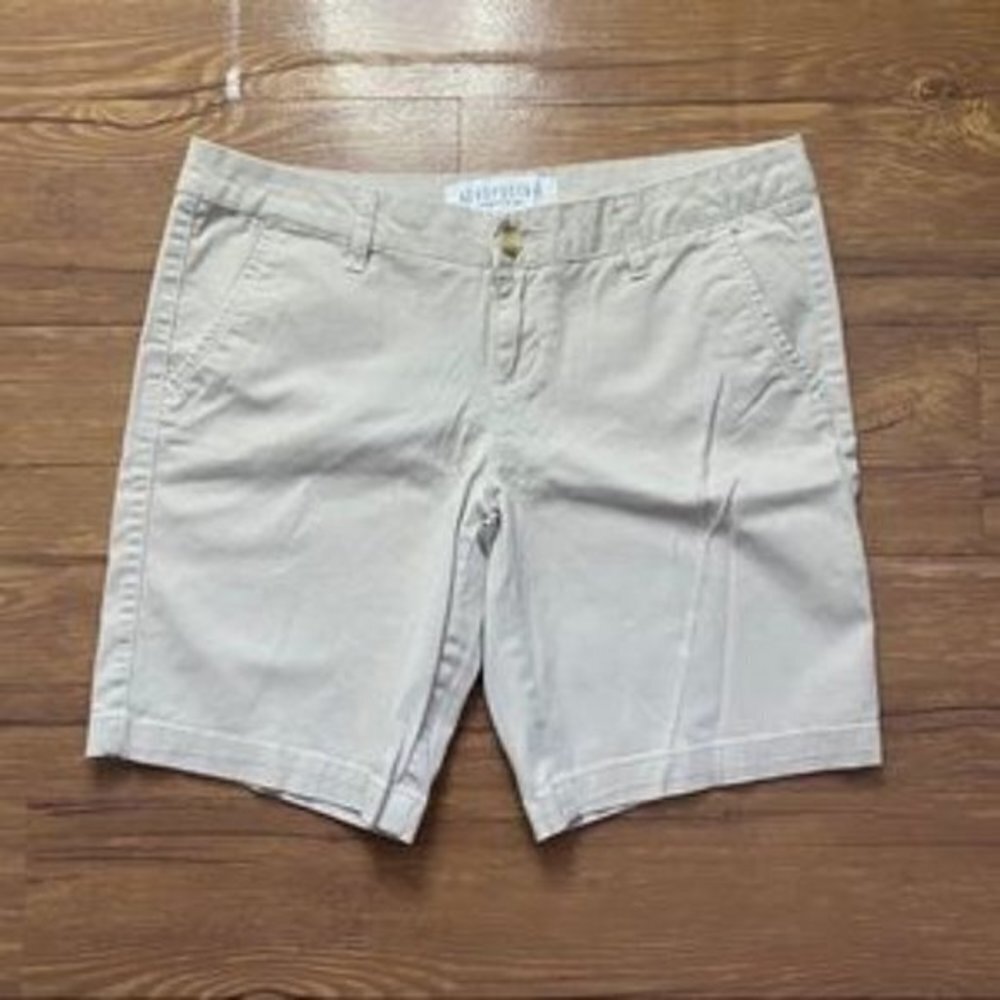 Aeropostale Short Size 8